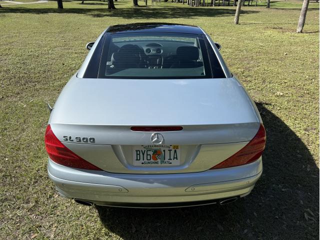 Photo of 2003 Silver Mercedes-Benz SL-Class