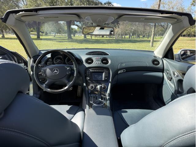 Photo of 2003 Silver Mercedes-Benz SL-Class