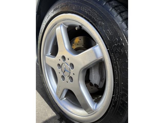 Photo of 2003 Silver Mercedes-Benz SL-Class