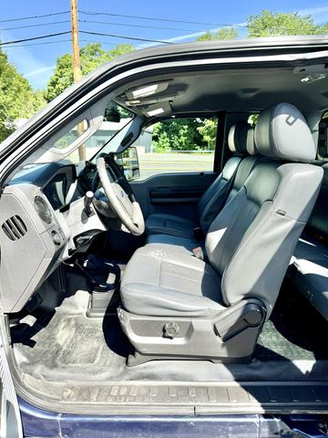 Photo of 2014 Blue Ford F-250