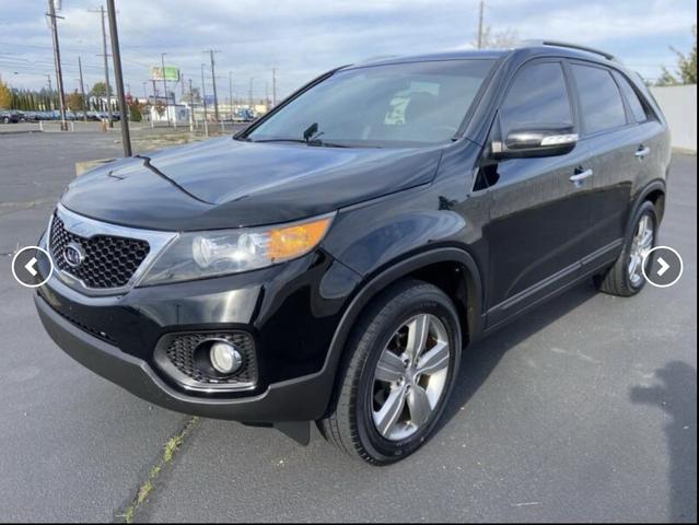 Photo of 2012 Black Kia Sorento