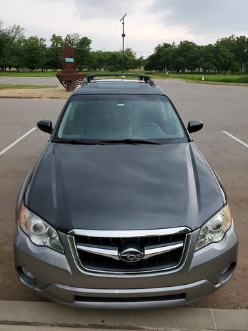 Photo of 2009 Gray Subaru Outback