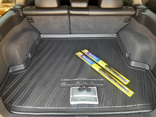 Photo of 2009 Gray Subaru Outback