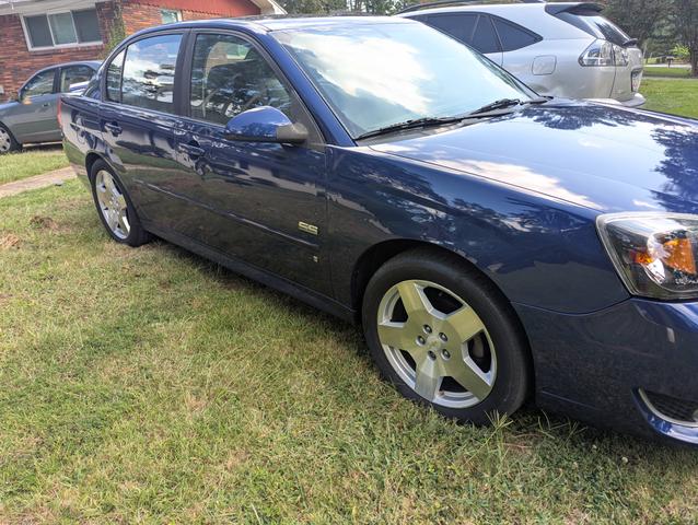 Photo of 2006 Blue Chevrolet Malibu
