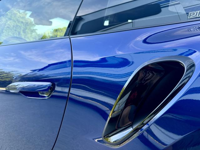 Photo of 2021 Blue Porsche 911