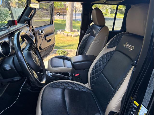 Photo of 2020 Black Jeep Wrangler Unlimited