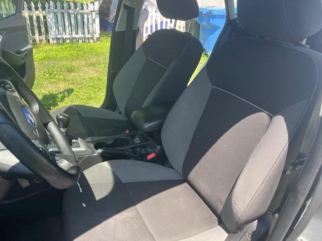 Photo of 2014 Silver Ford Focus