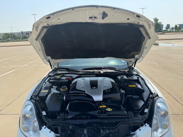 Photo of 2007 White Lexus SC 430