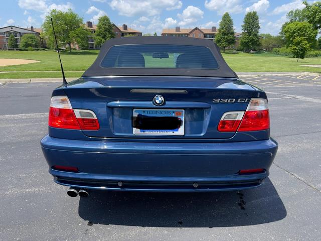 Photo of 2003 Blue BMW 330