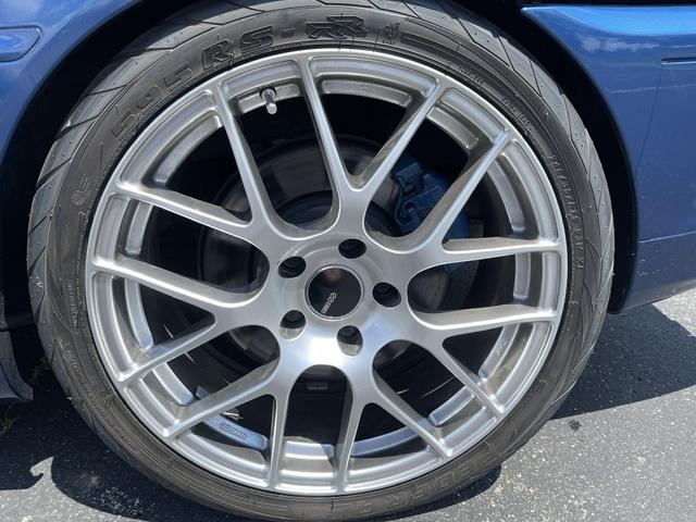 Photo of 2003 Blue BMW 330