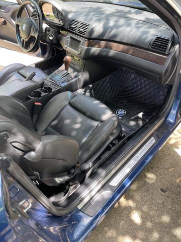 Photo of 2003 Blue BMW 330
