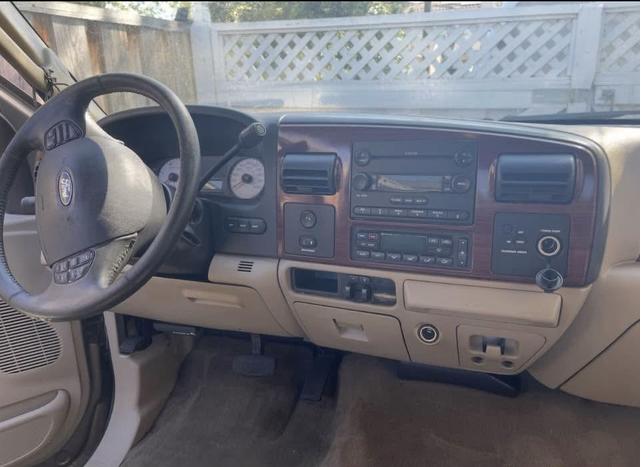 Photo of 2005 Beige Ford F-350