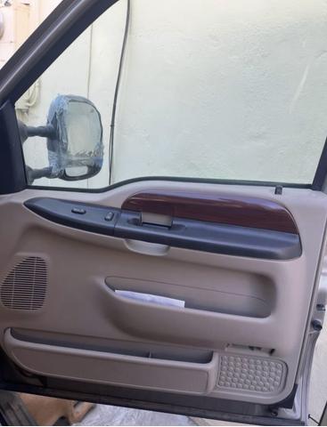 Photo of 2005 Beige Ford F-350