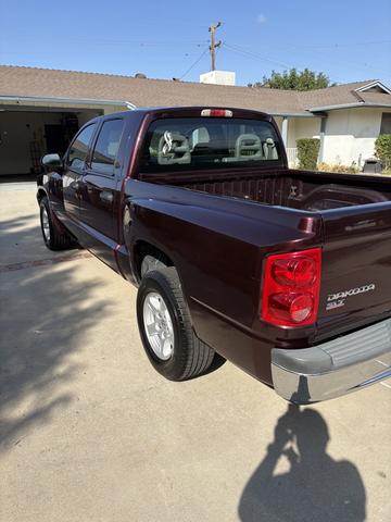 Photo of 2005 Red Dodge Dakota