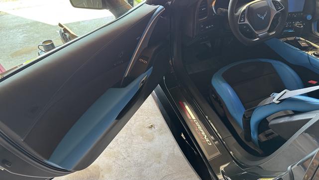 Photo of 2017 Gray Chevrolet Corvette