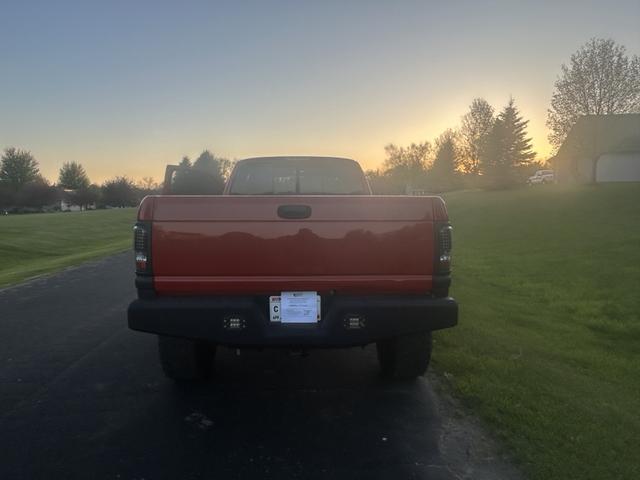 Photo of 2001 Red Dodge Ram 2500