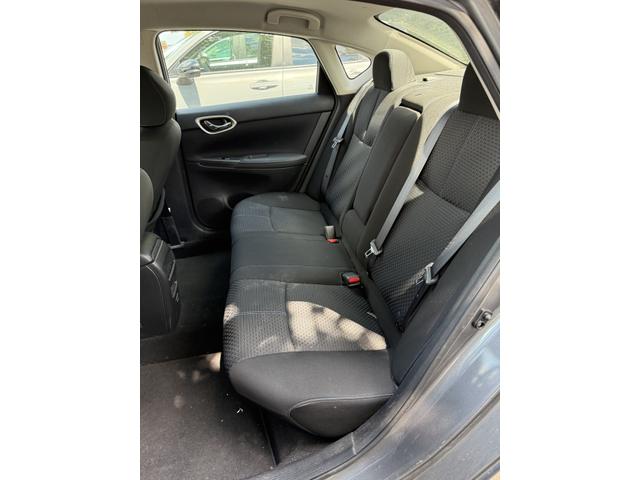 Photo of 2019 Silver Nissan Sentra