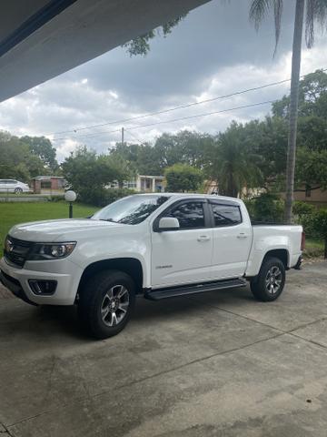 Photo of 2015 White Chevrolet Colorado