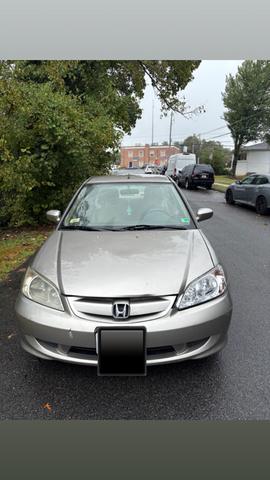 Photo of 2004 Silver Honda Civic Hybrid