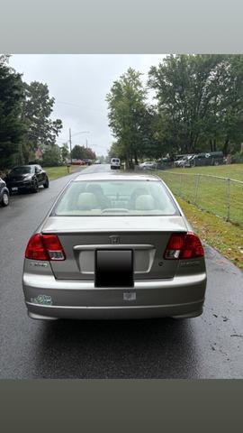 Photo of 2004 Silver Honda Civic Hybrid