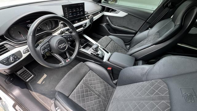 Photo of 2021 White Audi S4