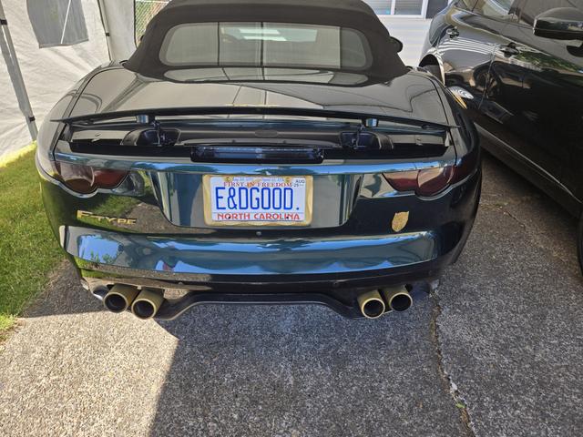 Photo of 2015 Green Jaguar F-TYPE