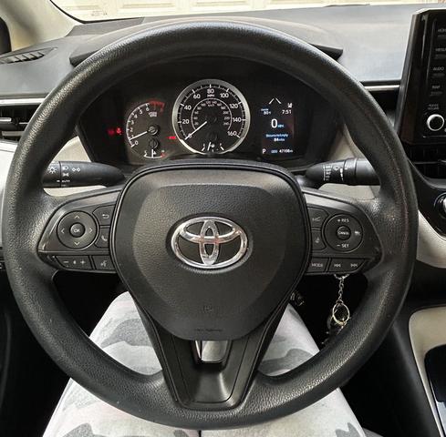 Photo of 2022 White Toyota Corolla