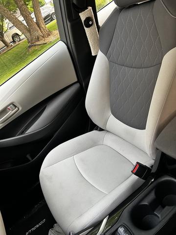 Photo of 2022 White Toyota Corolla