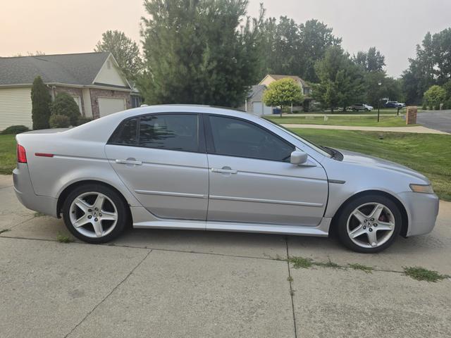 Photo of 2004 Silver Acura TL
