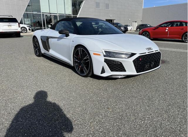 Photo of 2023 White Audi R8