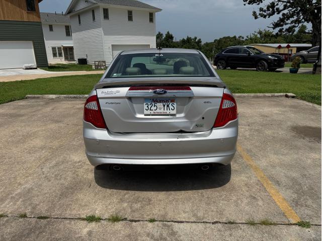 Photo of 2010 Gray Ford Fusion