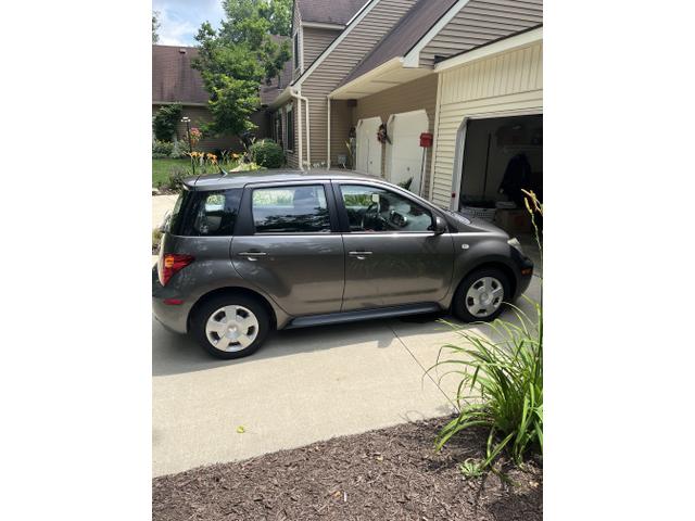 Photo of 2005 Gray Scion xA