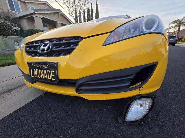 Photo of 2011 Yellow Hyundai Genesis Coupe