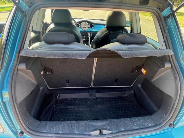Photo of 2005 Blue MINI Cooper S