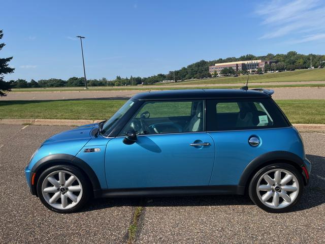 Photo of 2005 Blue MINI Cooper S