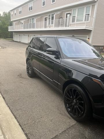 Photo of 2019 Black Land Rover Range Rover