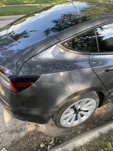 Photo of 2022 Gray Tesla Model 3