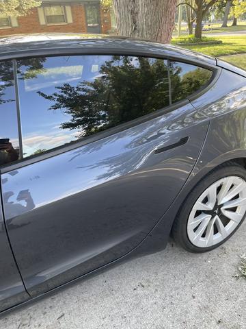 Photo of 2022 Gray Tesla Model 3