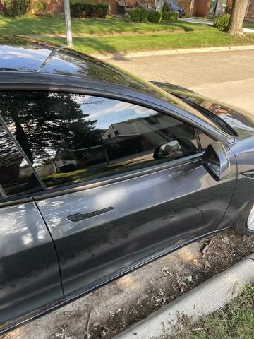 Photo of 2022 Gray Tesla Model 3