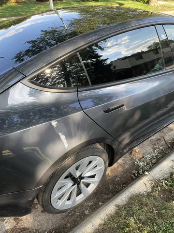 Photo of 2022 Gray Tesla Model 3