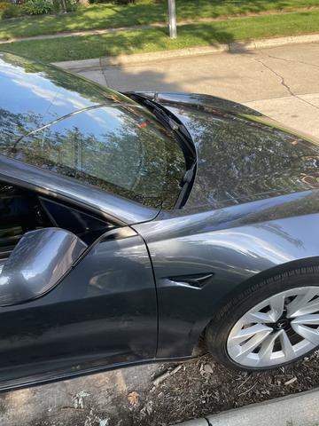 Photo of 2022 Gray Tesla Model 3