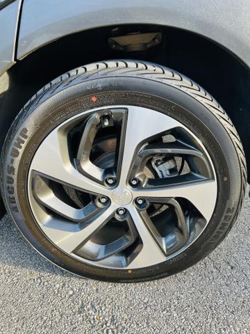 Photo of 2016 Black Hyundai TUCSON