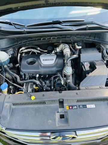 Photo of 2016 Black Hyundai TUCSON