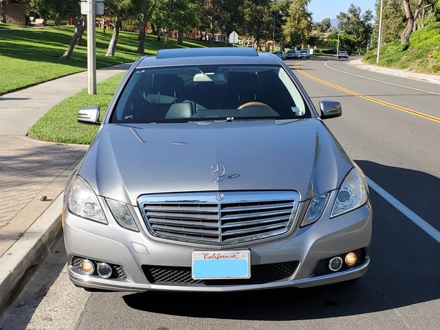 Photo of 2010 Gray Mercedes-Benz E-Class