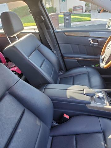 Photo of 2010 Gray Mercedes-Benz E-Class