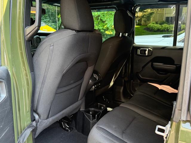 Photo of 2021 Green Jeep Wrangler Unlimited