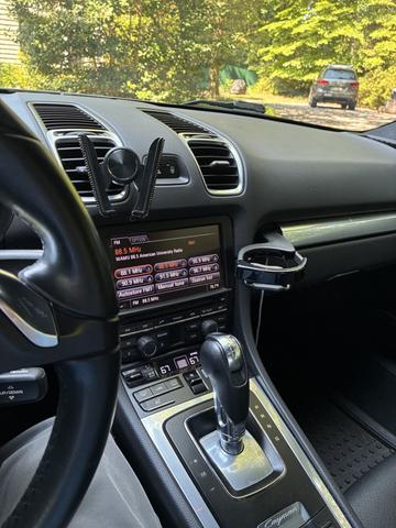 Photo of 2014 Silver Porsche Cayman