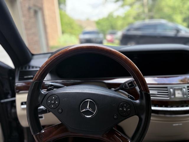 Photo of 2011 Blue Mercedes-Benz S-Class