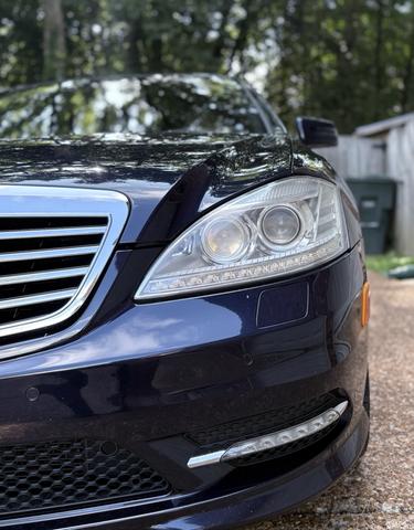 Photo of 2011 Blue Mercedes-Benz S-Class