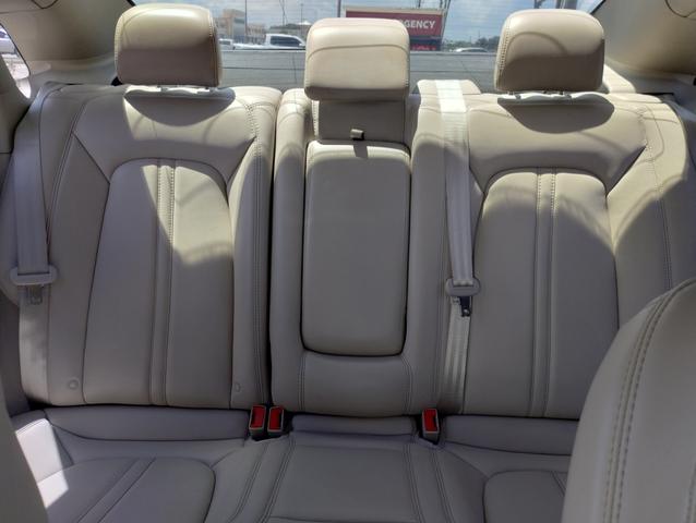 Photo of 2019 Blue Lincoln MKZ